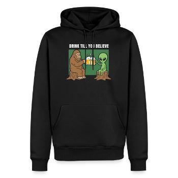 Prost mit Alien und Sasquatch - Männer Premium Bio Hoodie - Schwarz - Vorne - Nico (187cm)