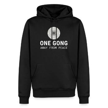 One Gong Away From Peace | Gong Humor - Männer Premium Bio Hoodie - Schwarz - Vorne - Nico (187cm)