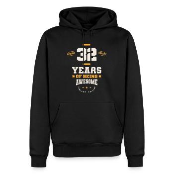 32 Jahre Großartigkeit - 32. Geburtstag - Männer Premium Bio Hoodie - Schwarz - Vorne - Nico (187cm)