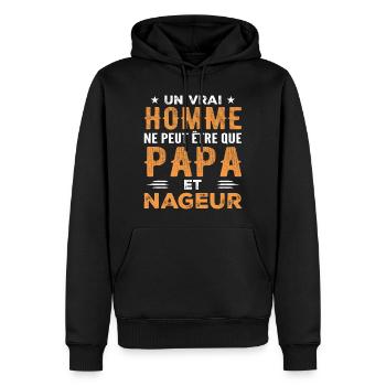 Ein echter Mann ist nur ein Vater und ein Schwimmer - Männer Premium Bio Hoodie - Schwarz - Vorne - Nico (187cm)