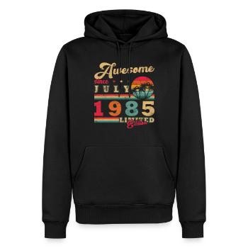 Edition limitée, millésime, juillet 1985 - Sweat à capuche Premium bio Homme - noir - Devant - Nico (187cm)