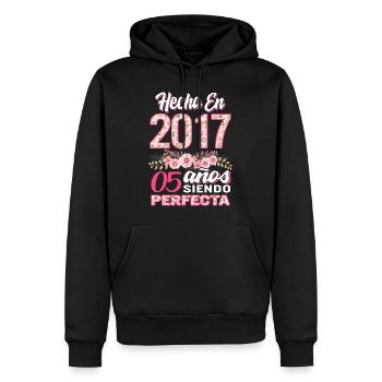 Mujer 05 Cumpleaños Regalo Hecha En 2017, 05 Anos - Men’s Premium Organic Hoodie - black - Front - Nico (187cm)