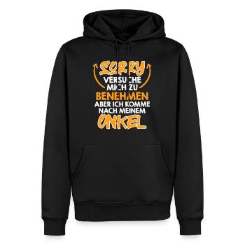 Versuche mich zu benehmen - Männer Premium Bio Hoodie - Schwarz - Vorne - Nico (187cm)