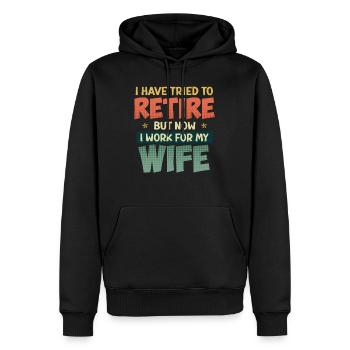 Une retraitée travaille maintenant pour la retraite des femmes - Sweat à capuche Premium bio Homme - noir - Devant - Nico (187cm)