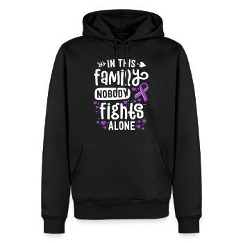In dieser Familie kämpft niemand alleine Unterstützung - Männer Premium Bio Hoodie - Schwarz - Vorne - Nico (187cm)