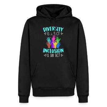 La diversité est un fait L’inclusion est un acte Vielfalt - Sweat à capuche Premium bio Homme - noir - Devant - Nico (187cm)
