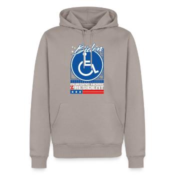 Pflegehemd, Biden Pflegeheimbewohner T-Shirt, - Männer Premium Bio Hoodie - Taupe - Vorne - Nico (187cm)