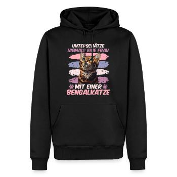 Bengal UNTERSCHÄTZE NIEMALS EINE FRAU MIT EINER - Männer Premium Bio Hoodie - Schwarz - Vorne - Nico (187cm)
