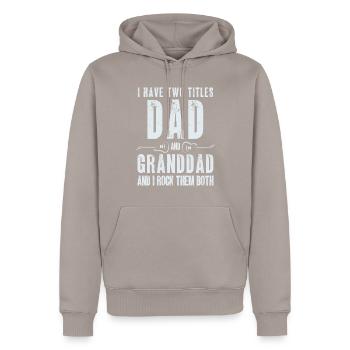 Papa papi english rock - Men’s Premium Organic Hoodie - taupe - Front - Nico (187cm)