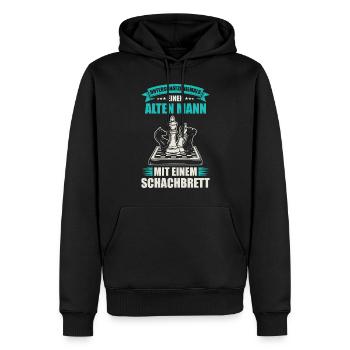 Schach Alter Mann mit einem Schachbrett - Männer Premium Bio Hoodie - Schwarz - Vorne - Nico (187cm)