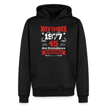 Cadeau D'anniversaire 45 Ans Novembre 1977 - Sweat à capuche Premium bio Homme - noir - Devant - Nico (187cm)