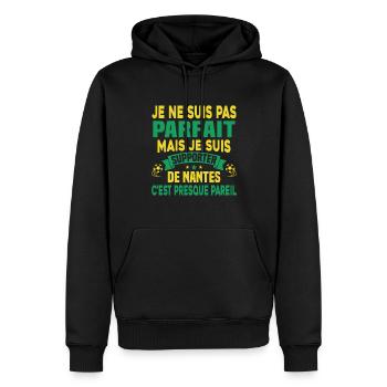 Pas Parfait mais Je suis Supporter de Nantes - Sweat à capuche Premium bio Homme - noir - Devant - Nico (187cm)