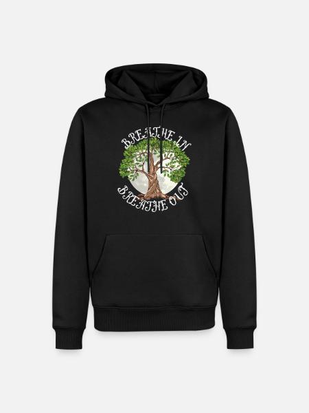Breath in - Männer Premium Bio Hoodie - Schwarz