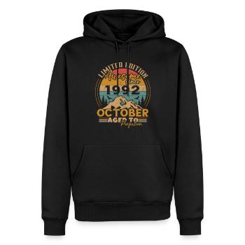 Original Oktober 1992 Jahrgang Jubiläum 1992 - Männer Premium Bio Hoodie - Schwarz - Vorne - Nico (187cm)
