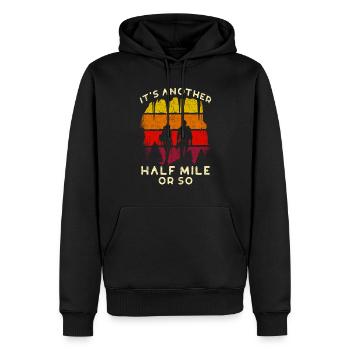C’est un autre demi-mile de randonnée - Sweat à capuche Premium bio Homme - noir - Devant - Nico (187cm)