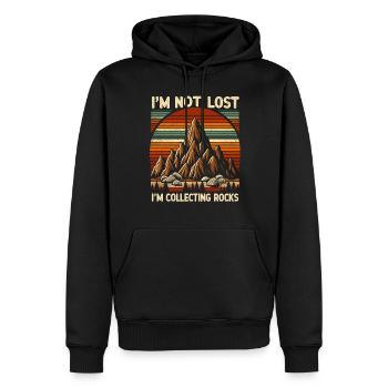 Ich bin nicht verloren, ich sammle Steine - Männer Premium Bio Hoodie - Schwarz - Vorne - Nico (187cm)