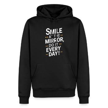 Lächle Jeden Tag Im Spiegel - Männer Premium Bio Hoodie - Schwarz - Vorne - Nico (187cm)
