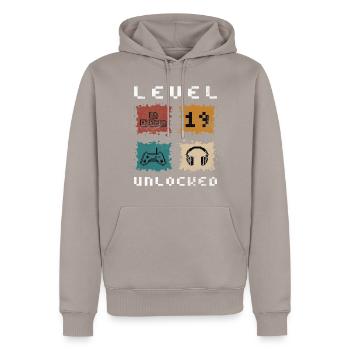 Level 19 Unlocked - Männer Premium Bio Hoodie - Taupe - Vorne - Nico (187cm)