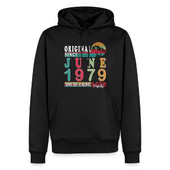 Millésime Juin 1979 Millésime Juin 1979 Anniversaire - Sweat à capuche Premium bio Homme - noir - Devant - Nico (187cm)