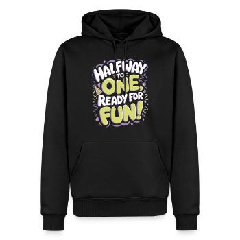 Anniversaire semestriel : En route vers un, - Sweat à capuche Premium bio Homme - noir - Devant - Nico (187cm)