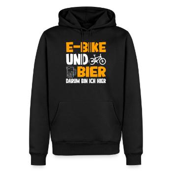 E-Bike Und Bier Darum Bin Ich Hier - Männer Premium Bio Hoodie - Schwarz - Vorne - Nico (187cm)