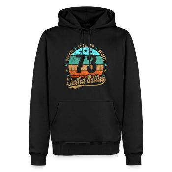 Update Level Up 73 Jahre Limited Edition Retro - Männer Premium Bio Hoodie - Schwarz - Vorne - Nico (187cm)