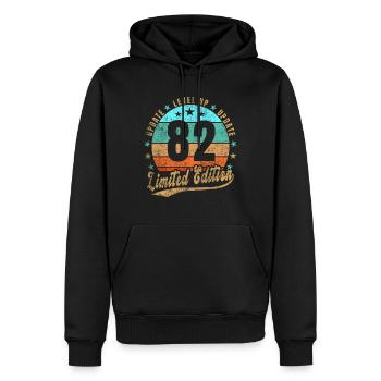 Mise à jour Level Up 82 Ans Édition Limitée Rétro - Sweat à capuche Premium bio Homme - noir - Devant - Nico (187cm)