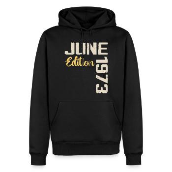 Né(e) en Juin 1973 Cadeau Juin 1973 Anniversaire - Sweat à capuche Premium bio Homme - noir - Devant - Nico (187cm)