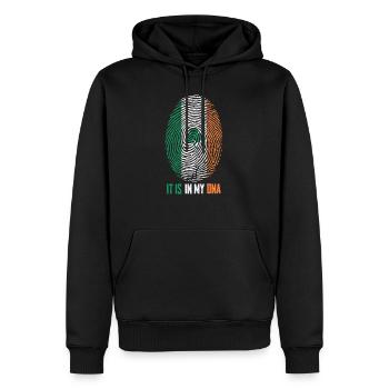 Irland - Männer Premium Bio Hoodie - Schwarz - Vorne - Nico (187cm)