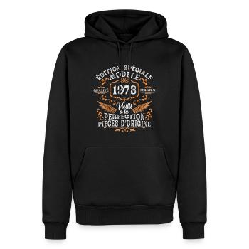 Rétro Cadeau Anniversaire 50 Ans Homme Femme 1973 - Sweat à capuche Premium bio Homme - noir - Devant - Nico (187cm)