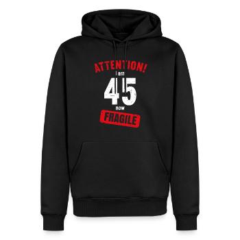 Achtung Ich bin jetzt 45 Fragile 45. Geburtstag - Männer Premium Bio Hoodie - Schwarz - Vorne - Nico (187cm)