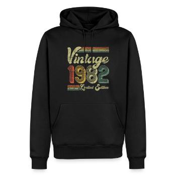 Vintage 1982 Limited Edition - Männer Premium Bio Hoodie - Schwarz - Vorne - Nico (187cm)