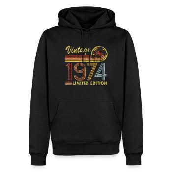 Vintage 1974 Limited Edition - Männer Premium Bio Hoodie - Schwarz - Vorne - Nico (187cm)