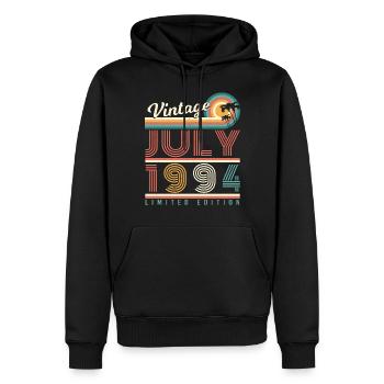 1994 Juli Geschenkidee - Männer Premium Bio Hoodie - Schwarz - Vorne - Nico (187cm)