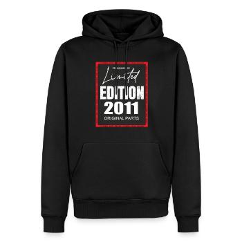 Limited Edition 2011 - Männer Premium Bio Hoodie - Schwarz - Vorne - Nico (187cm)