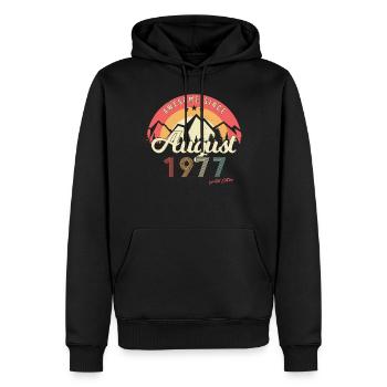 Geboren 1977 Im August - Männer Premium Bio Hoodie - Schwarz - Vorne - Nico (187cm)