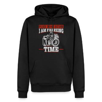 Please Do Not Disturb I Am Freezing Time — - Männer Premium Bio Hoodie - Schwarz - Vorne - Nico (187cm)