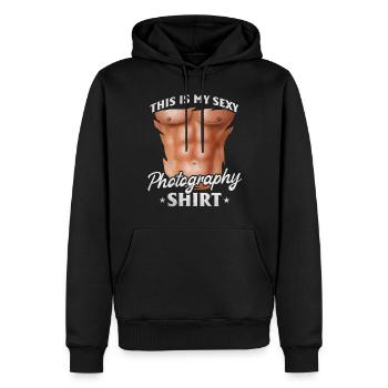 Photo — Ceci est mon photographe de chemise de photographie sexy - Sweat à capuche Premium bio Homme - noir - Devant - Nico (187cm)