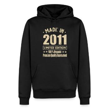 Made in 2011 Vintage Retro Limited Edition - Männer Premium Bio Hoodie - Schwarz - Vorne - Nico (187cm)