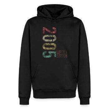 Edition 2005 18 ans - Sweat à capuche Premium bio Homme - noir - Devant - Nico (187cm)