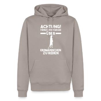 Erdmännchen - Männer Premium Bio Hoodie - Taupe - Vorne - Nico (187cm)