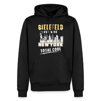 BIELEFELD IST WIE NEW YORK - Männer Premium Bio Hoodie - Schwarz - Vorne - Nico (187cm)