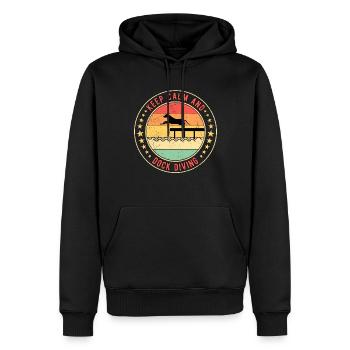 Keep Calm And Dock Diving - Männer Premium Bio Hoodie - Schwarz - Vorne - Nico (187cm)