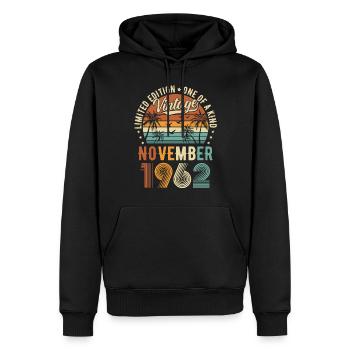 Édition limitée Novembre 1962 Cadeau d’anniversaire - Sweat à capuche Premium bio Homme - noir - Devant - Nico (187cm)