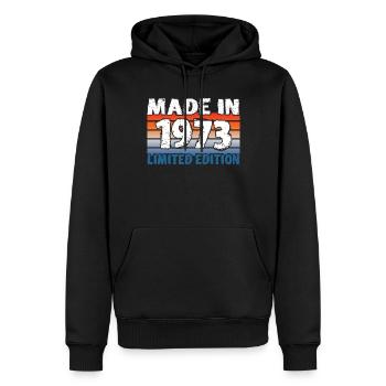 50e anniversaire Made in 1973 Edition Limitée - Sweat à capuche Premium bio Homme - noir - Devant - Nico (187cm)