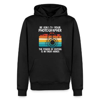 Fotografie Fotograf - Männer Premium Bio Hoodie - Schwarz - Vorne - Nico (187cm)