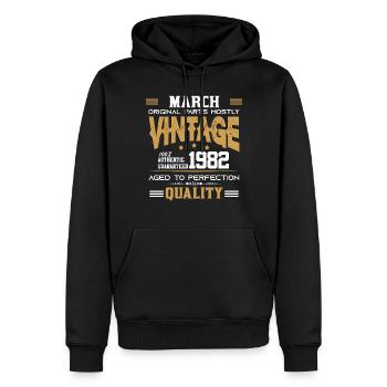 Vintage Aged To Perfection March 1982 - Männer Premium Bio Hoodie - Schwarz - Vorne - Nico (187cm)