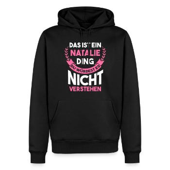 Natalie - Männer Premium Bio Hoodie - Schwarz - Vorne - Nico (187cm)