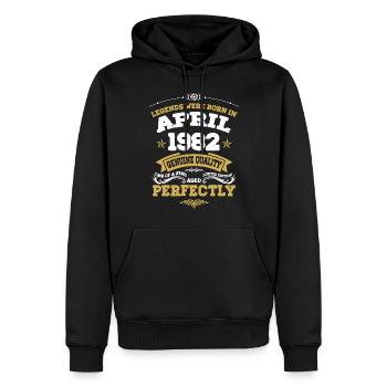 Vintage Aged To Perfection April 1982 - Männer Premium Bio Hoodie - Schwarz - Vorne - Nico (187cm)