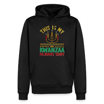 This is my Kwanzaa Pajamas - Männer Premium Bio Hoodie - Schwarz - Vorne - Nico (187cm)
